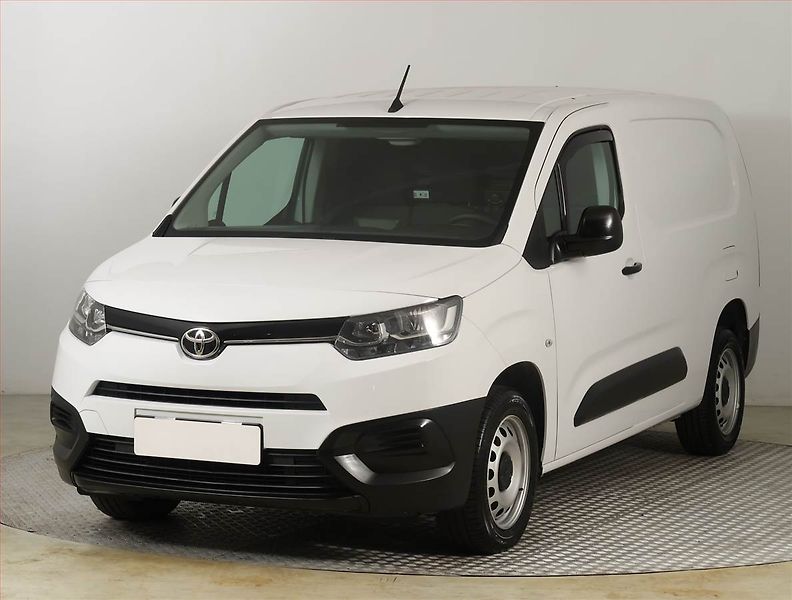 Toyota ProAce City (2023) Maxi 1.5 D4-D, 3Místa, ČR - fotka 2 z 16
