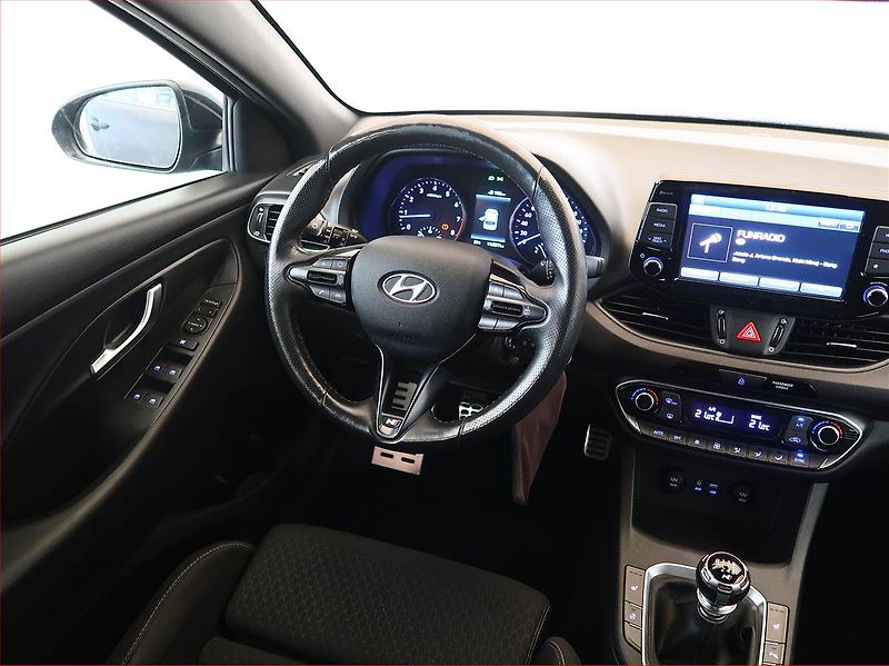 Hyundai i30 (2019) N-Line 1.4 T-GDI, Serv.kniha - fotka 7 z 15
