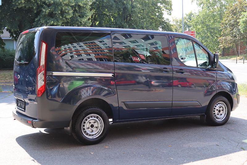 Ford Transit Custom 2.2TDCI 74kW 8 MÍST - fotka 10 z 50