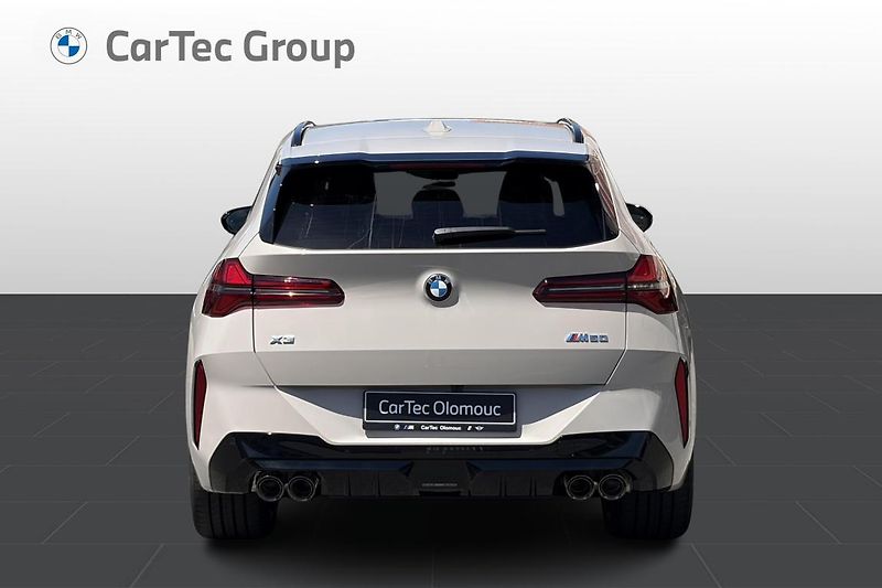 BMW X3 M50 xDrive - fotka 5 z 10