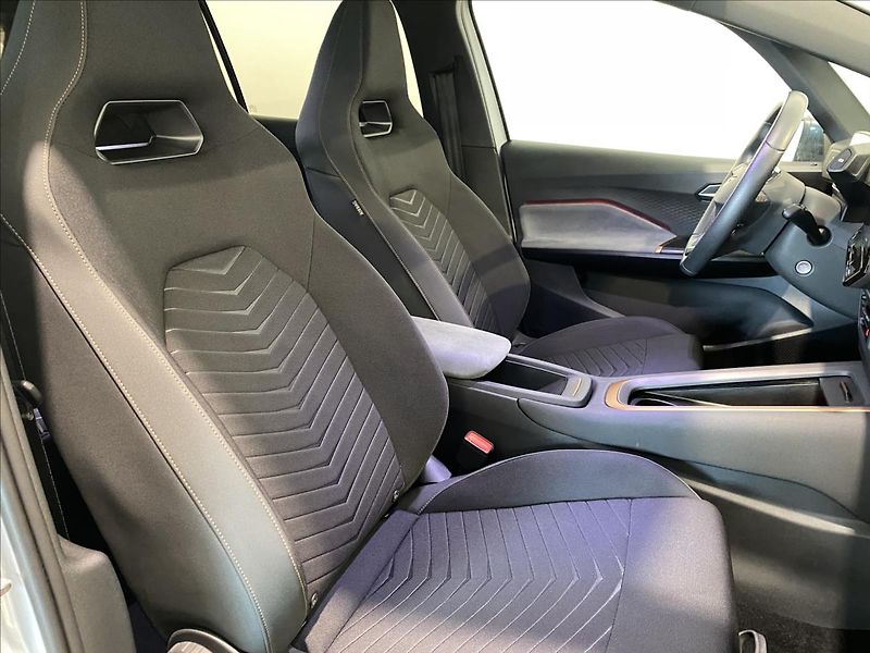 Cupra Born e-Boost 170kW 58/62kWh - fotka 7 z 20