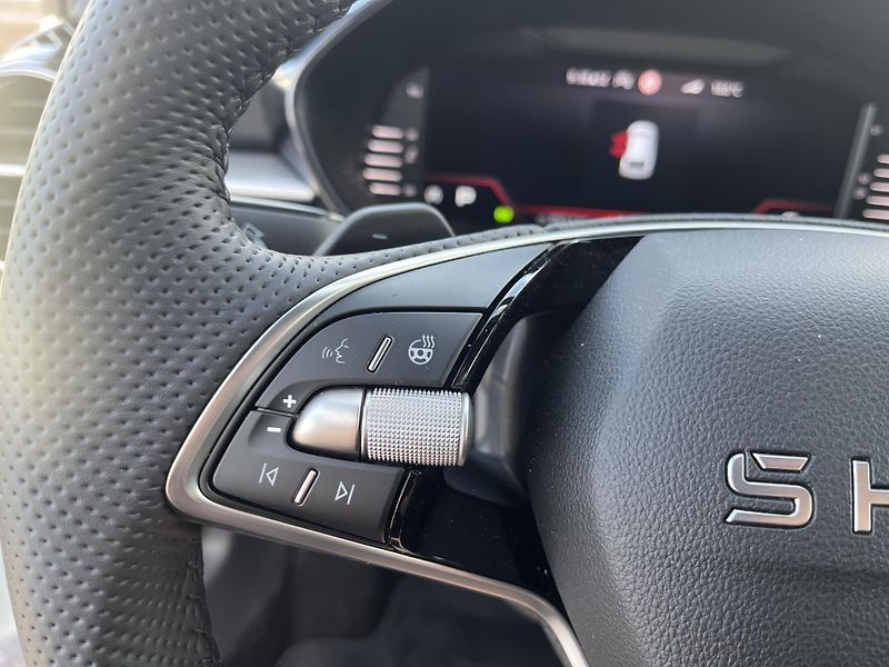 Škoda Fabia EDICE 130 PLUS MC 1.5TSI /1.5 - fotka 15 z 22