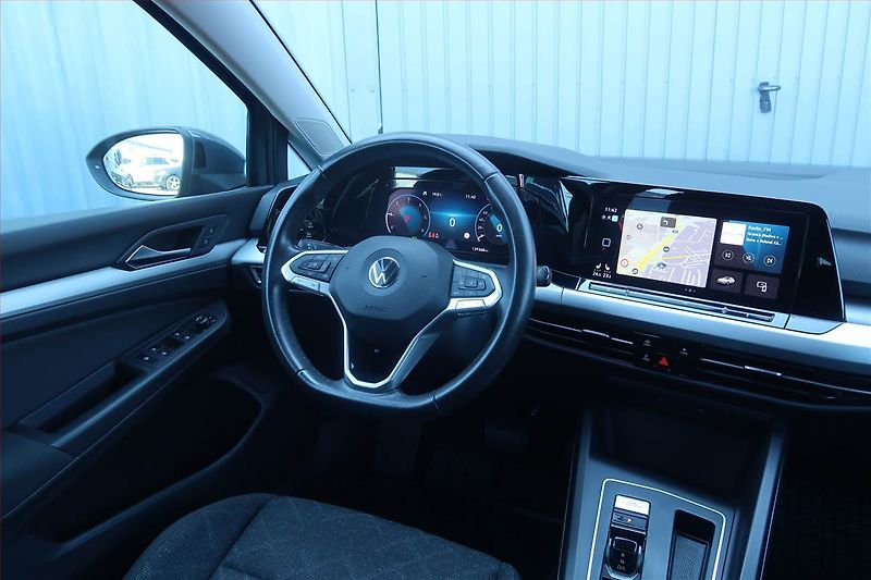 Volkswagen Golf (2021) 2.0 TDI, Automat, Navi - fotka 7 z 25
