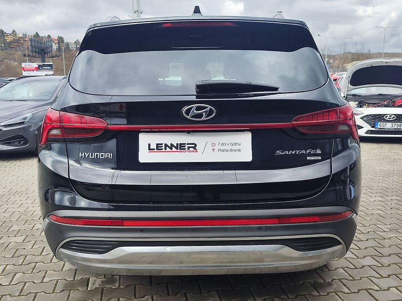 Hyundai Santa Fe 2.2 CRDi/142kW Premium STL DCT - fotka 6 z 37