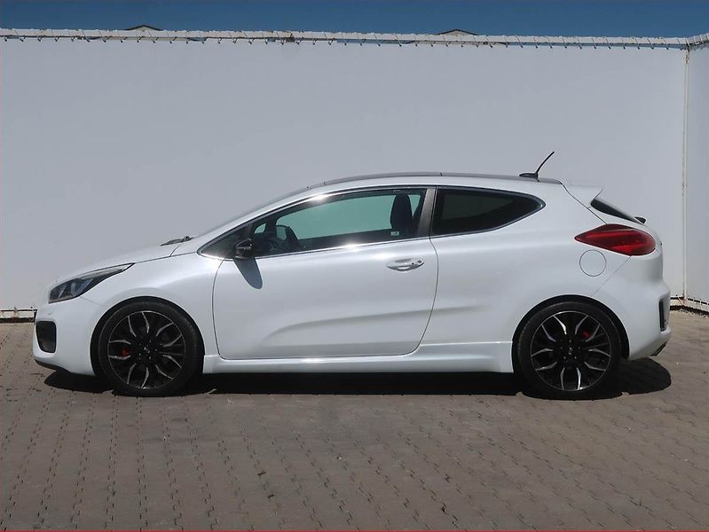 Kia Pro_Ceed (2013) GT 1.6 T-GDI, Serv.kniha, Kůže - fotka 3 z 14