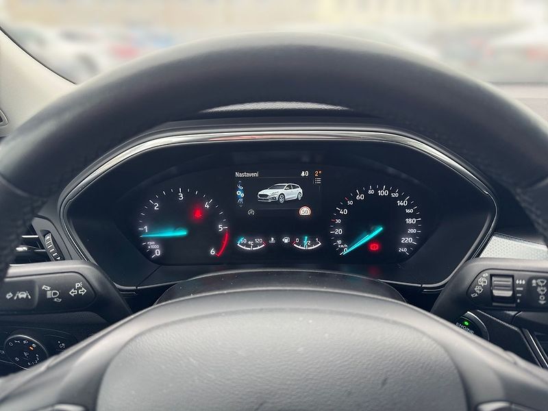 Ford Focus ACTIVE TOP Výbava ZÁRUKA od FO - fotka 8 z 19