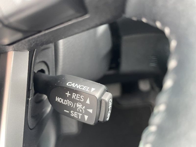 Toyota Hilux 2.8D 6AT Active - fotka 22 z 29