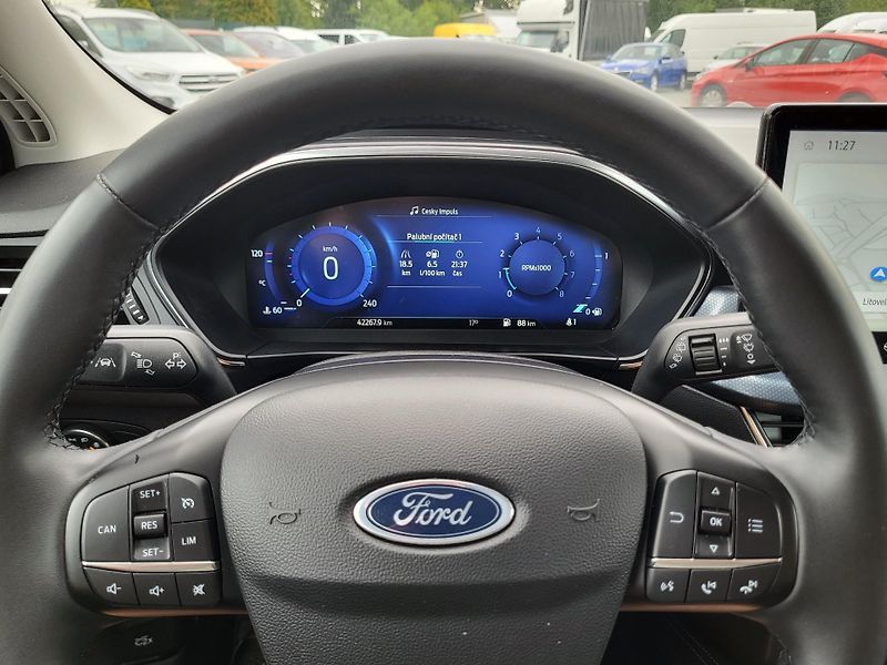 Ford Focus 1.0 EcoBoost mHEV Active X - fotka 10 z 46