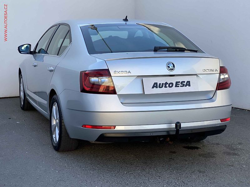 Škoda Octavia (2019) 2.0 TSi, Style, DSG, TZ - fotka 6 z 17