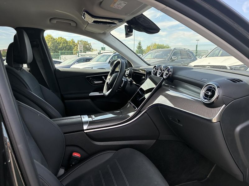 Mercedes-Benz GLC (2025) 220d 4MATIC - fotka 7 z 15