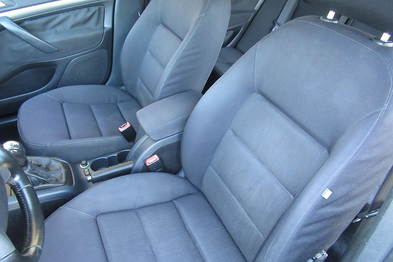 Škoda Octavia 1.9 TDi AUT. KLIMA TEMPOMAT - fotka 14 z 18