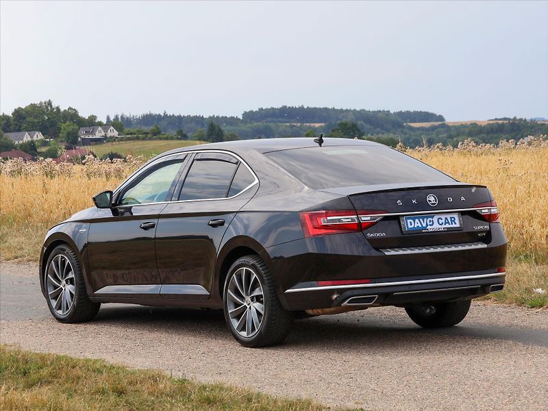 Škoda Superb 2,0 TDI 140kW 4x4 DSG L&K CZ - fotka 4 z 38