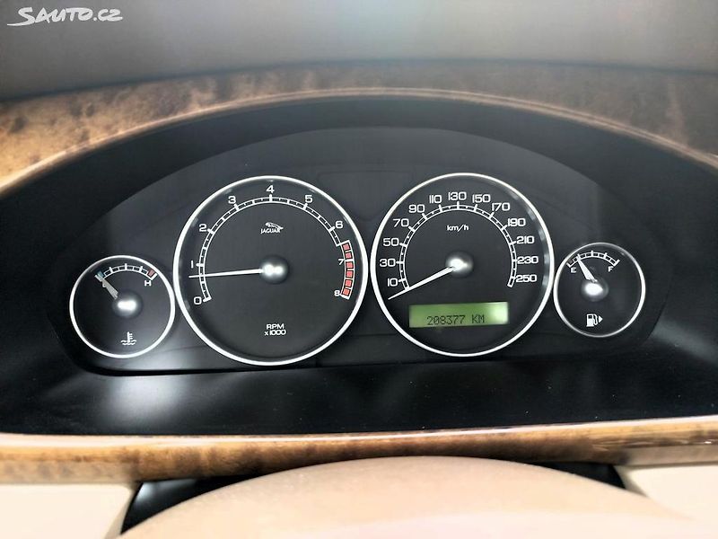 Jaguar X-Type 2.5 V6 AWD,DKLIMA,KŮŽE,TEMP,AL - fotka 10 z 14