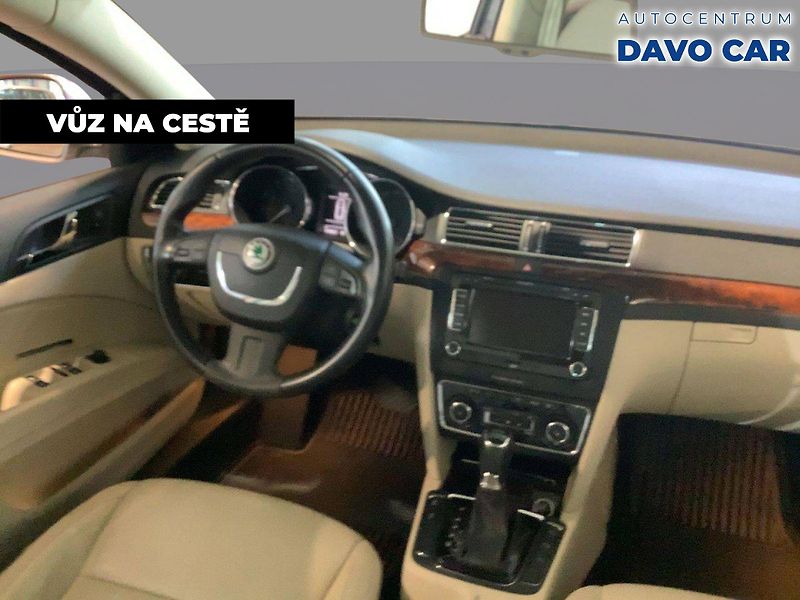 Škoda Superb 2,0 TSI 147 kW DSG Elegance - fotka 5 z 12