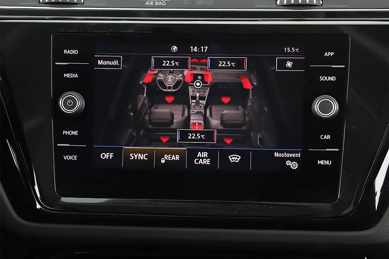 Volkswagen Touran (2020) Highline 2.0 TDI - fotka 12 z 15