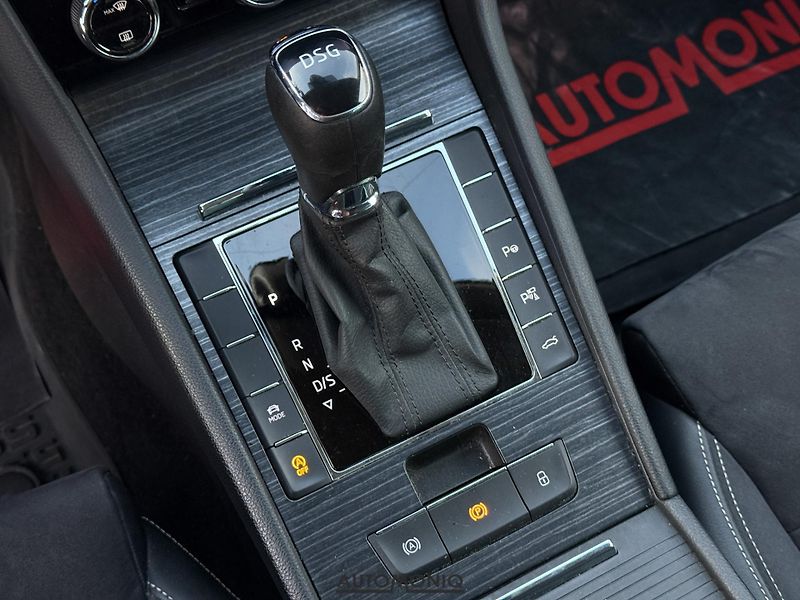 Škoda Superb (2021) 2.0 TDI DSG Matrix, Travel Ass - fotka 21 z 26