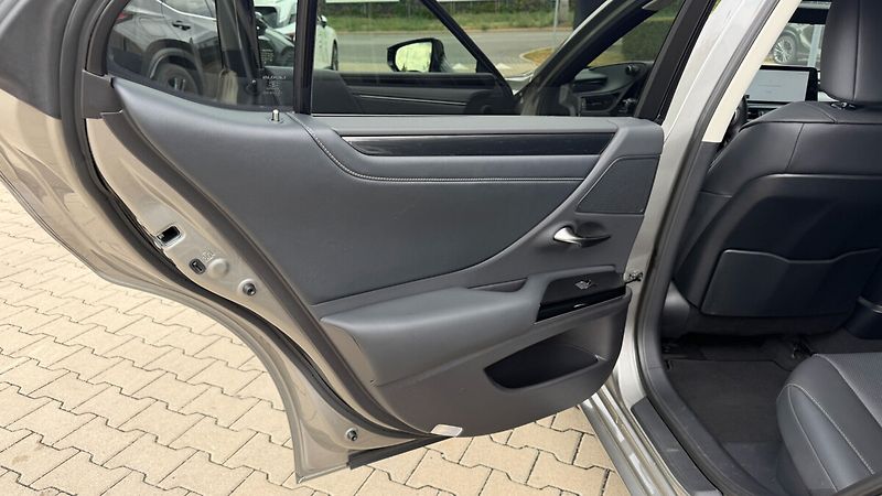 Lexus ES 300h 300H 2,5 HEV BUSINESS EDITION - fotka 14 z 25