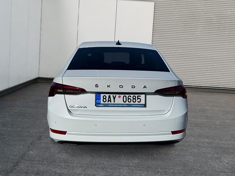 Škoda Octavia (2021) AMBITION 1.5TSI 110kW CZ DPH - fotka 5 z 11