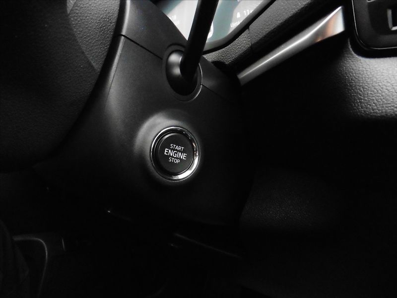 Škoda Karoq 2,0 TDi Style 4x4 DSG, nové ČR - fotka 21 z 24