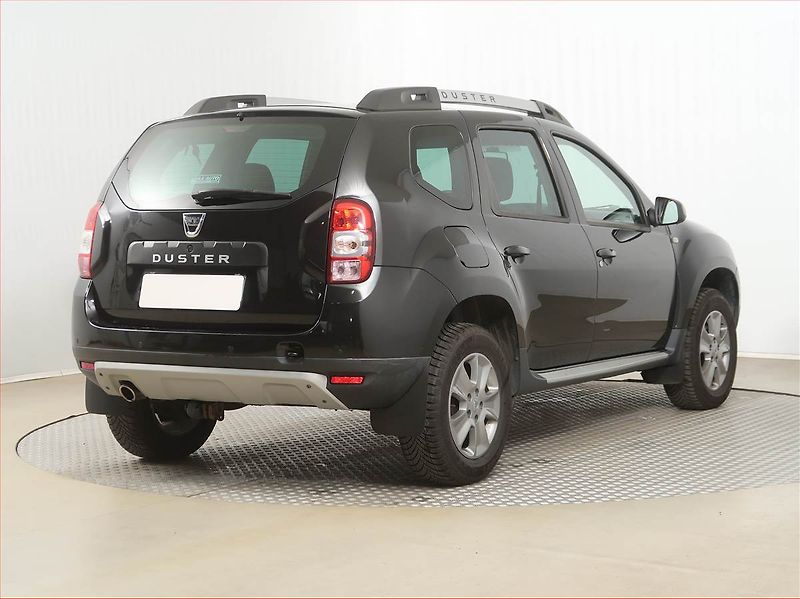 Dacia Duster (2015) 1.2 TCe, Park. senzory - fotka 5 z 14