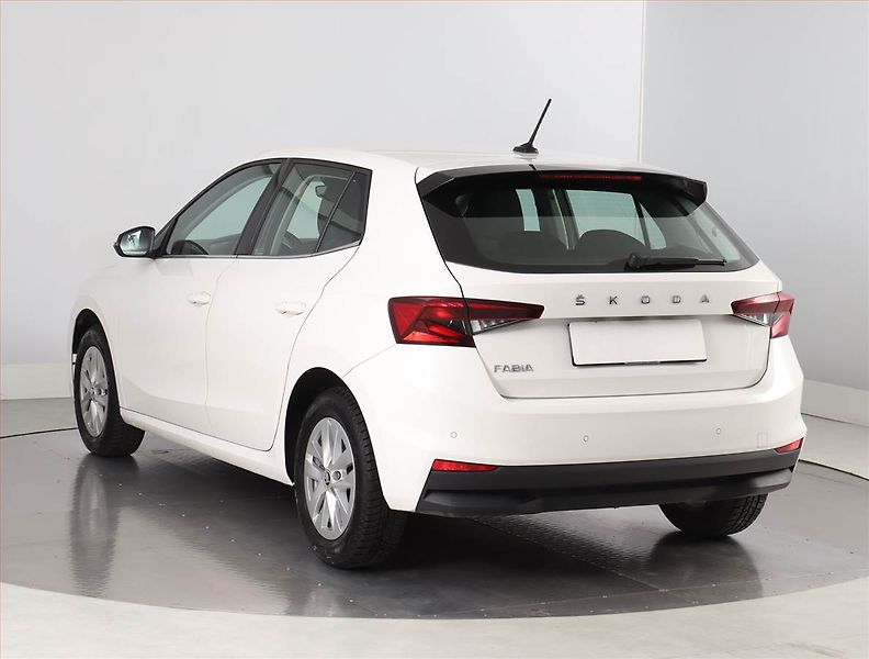 Škoda Fabia (2022) Ambition 1.0 TSI, ČR,1.maj - fotka 4 z 21