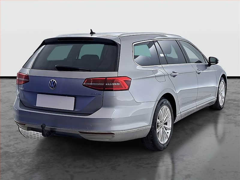 Volkswagen Passat (2017) Highline 2.0 TDI, Serv.kniha - fotka 5 z 19