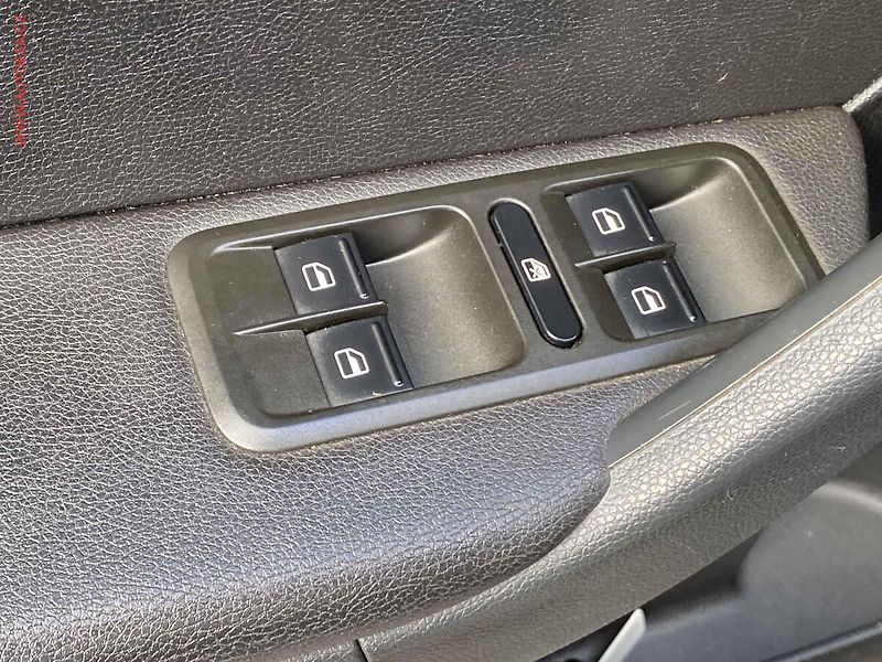 Škoda Yeti (2014) 1.4 TSi, Elegance, xenon - fotka 11 z 19