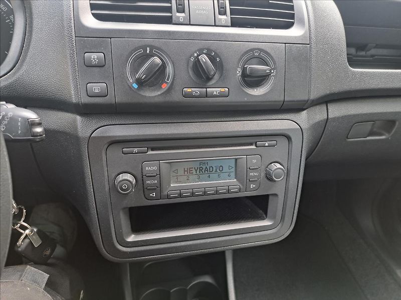 Škoda Fabia 1,2 HTP - fotka 23 z 47