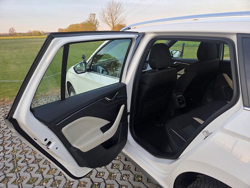 Škoda Kamiq (2022) 1.5 TSI 110kW,DSG,DPH, CZ - fotka 13 z 36
