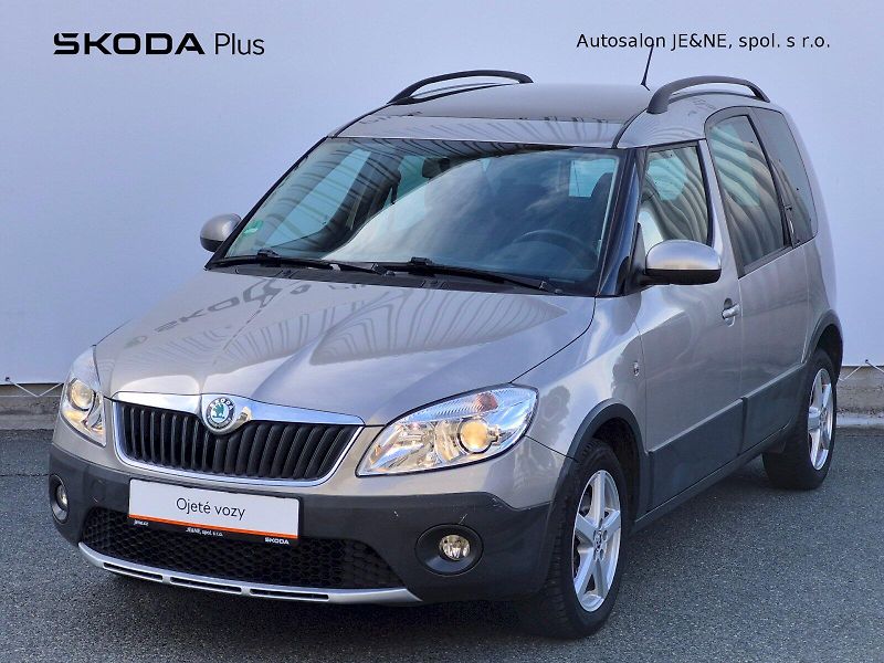 Škoda Roomster (2012) Scout 1.6 TDI 66 kW - fotka 1 z 23