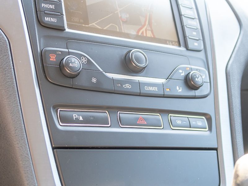 Ford Mondeo (2014) 2.0D 103KW – NAVIGACE - fotka 25 z 48
