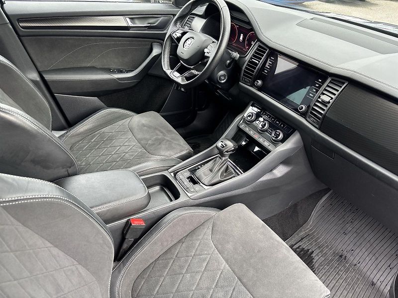 Škoda Kodiaq (2022) 2.0 TDI 4x4 DSG Sportline+ - fotka 9 z 33