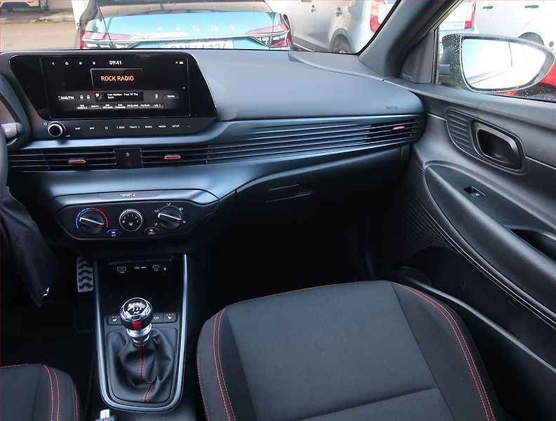 Hyundai i20 (2025) 1.0 T-GDI, N- Line, FullLed - fotka 8 z 16