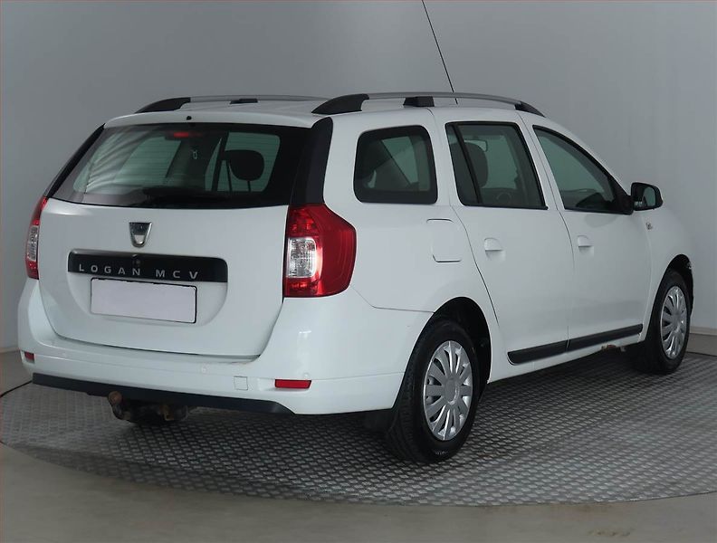 Dacia Logan (2014) 1.2 16V, po STK, Tažné - fotka 5 z 14