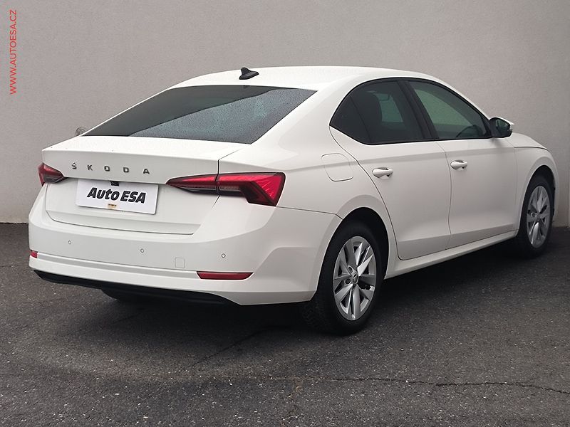 Škoda Octavia (2020) 1.5 TSi, 2.maj,ČR, Ambition - fotka 4 z 26