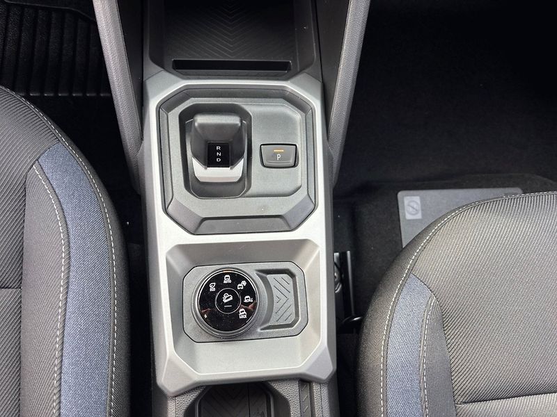 Dacia Bigster (2026) expression hybrid-G 150 4x4 - fotka 12 z 15