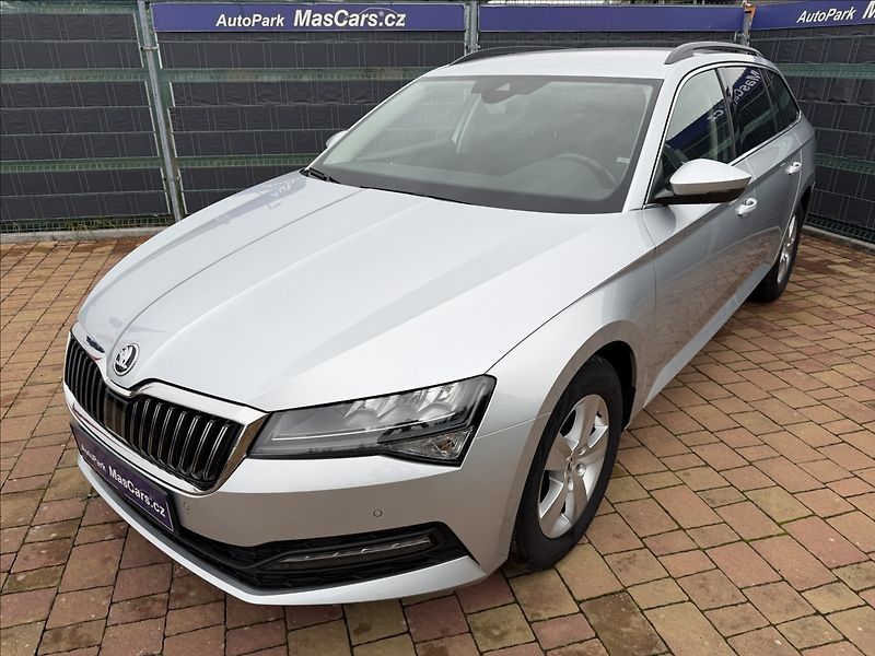 Škoda Superb 2.0 TDI Ambition/Virtual/ACC - fotka 4 z 25