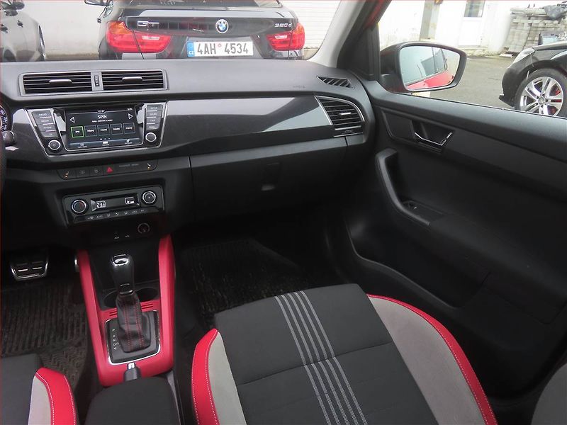 Škoda Fabia (2017) Monte Carlo 1.0 TSI, Automat - fotka 8 z 17