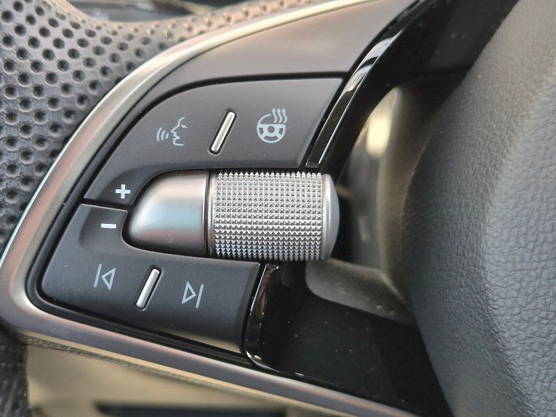 Škoda Karoq (2025) Drive 1.5TSi 110kW 6°manuální - fotka 25 z 31