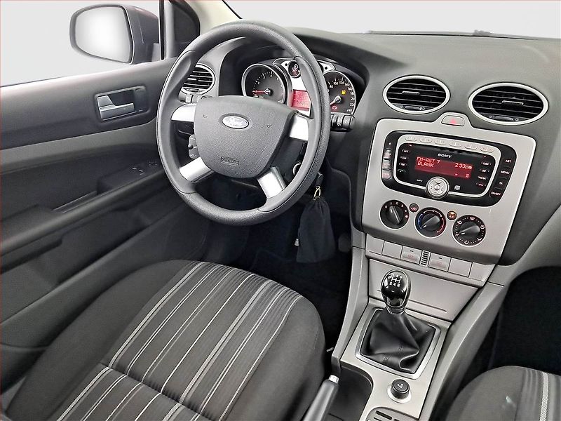 Ford Focus (2009) 1.4 16V, po STK, jezdí dobře - fotka 7 z 15