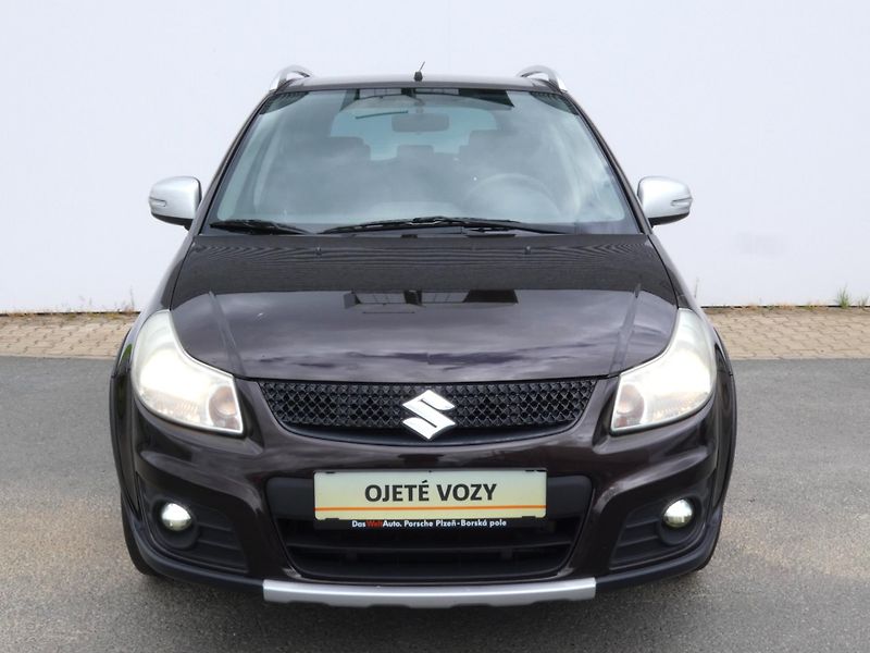 Suzuki SX4 (2013) 1.6 VVT - fotka 4 z 30