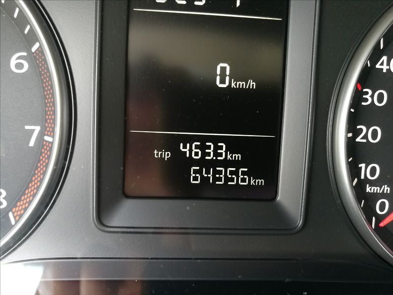 Volkswagen Golf Plus 1,6 i DSG 75 kW - fotka 6 z 20