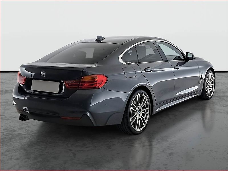 BMW Řada 4 (2016) 435d xDrive - fotka 5 z 22