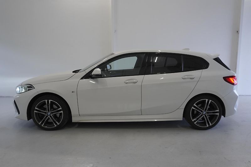 BMW Řada 1 120D 2,0 XDRIVE M-SPORT AUT. - fotka 8 z 25
