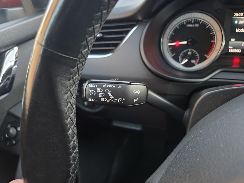 Škoda Octavia 1.6TDI 85kw nové v ČR. - fotka 27 z 43