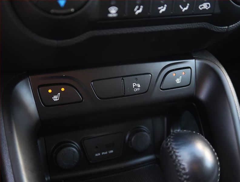 Hyundai ix35 (2013) 2.0 CRDi, 4X4, Automat - fotka 16 z 18