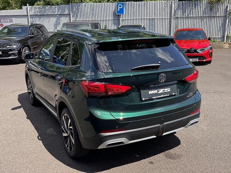 MG ZS (2025) 1,5l Hybrid + (197k) Exclusive - fotka 8 z 38