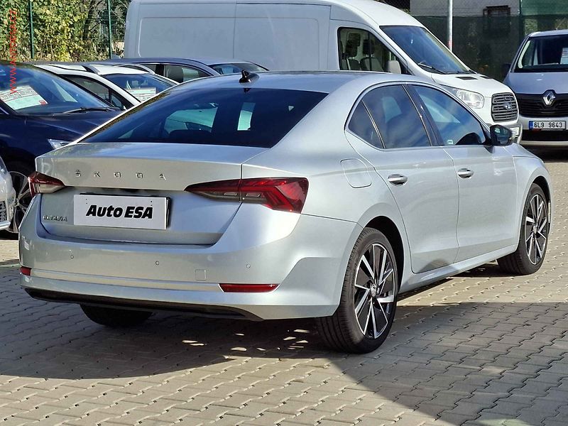 Škoda Octavia (2020) 2.0 TDi, ČR, Style - fotka 6 z 20