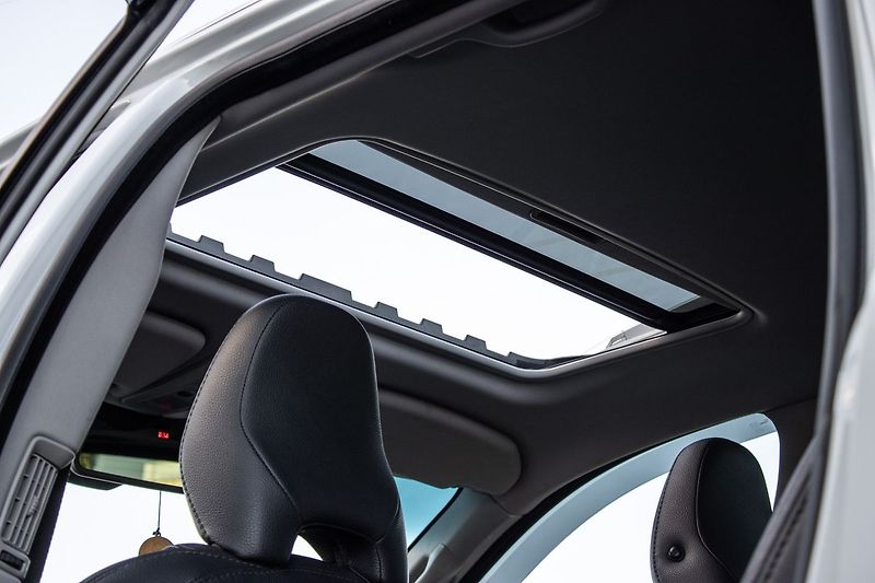 Volvo XC90 - fotka 19 z 26