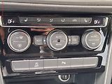Volkswagen Touran (2017) 1.4 TSi, Comfortline, LED, TZ - náhled 13